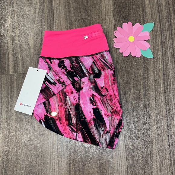 Lululemon Speed Up 4” Shorts - Picture 7 of 12